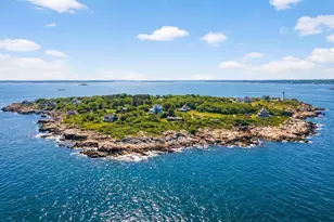 109 Bakers Is, Salem, MA 01970 - Photo 3