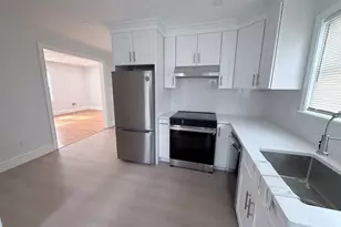 29-31 Bay State Rd, Quincy, MA 02171 - Photo 3