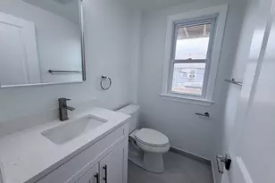 29-31 Bay State Rd, Quincy, MA 02171 - Photo 5