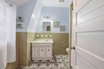 6 Cranshaw Pl, Lawrence, MA 01841 - Photo 25