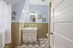 6 Cranshaw Pl, Lawrence, MA 01841 - Photo 25