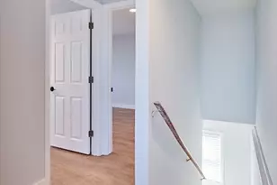 76 Railroad Ave, Salisbury, MA 01952 - Photo 17