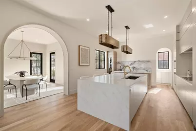 458 Dudley Rd, Newton, MA 02459 - Photo 3