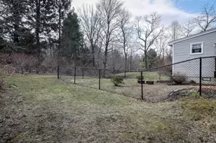 5 W Main St, Hopkinton, MA 01748 - Photo 33