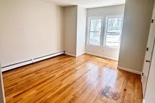 8 Fair St, Gloucester, MA 01930 - Photo 5