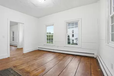 4 Townsend St, Pepperell, MA 01463 - Photo 11