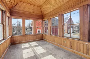 4 Townsend St, Pepperell, MA 01463 - Photo 5