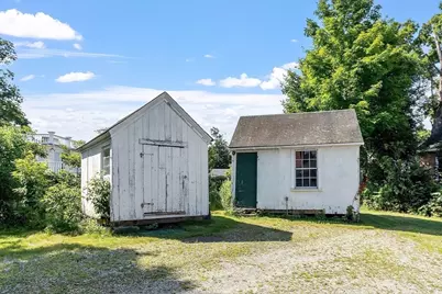 4 Townsend St, Pepperell, MA 01463 - Photo 23