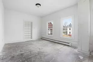 4 Townsend St, Pepperell, MA 01463 - Photo 15