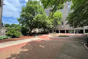 33 Pond Ave, Brookline, MA 02445 - Photo 15