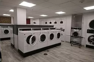 33 Pond Ave, Brookline, MA 02445 - Photo 9