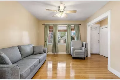 131 Yale St. #1, Medford, MA 02155 - Photo 7