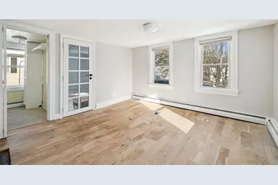 86 Elm St, Swansea, MA 02777 - Photo 5