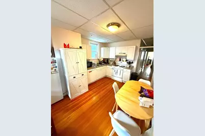 667 East 8th #1, Boston, MA 02127 - Photo 5