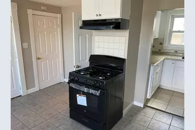 187 Newbury St #03, Lawrence, MA 01841 - Photo 3