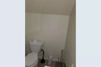 16 Central Square #2nd floor L, Bridgewater, MA 02324 - Photo 5