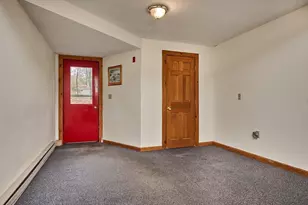 62 Peabody Ln, Greenfield, MA 01301 - Photo 5