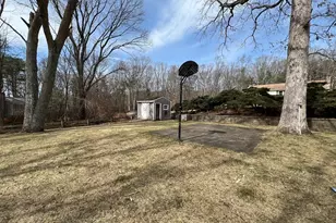 1 Sylvester Dr, Webster, MA 01570 - Photo 23