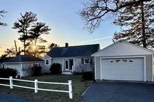 11 Wallace Point Rd Weekly Summer, Bourne, MA 02532 - Photo 3