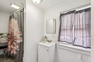 23 Plain St, Taunton, MA 02780 - Photo 7