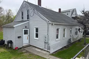 23 Plain St, Taunton, MA 02780 - Photo 1