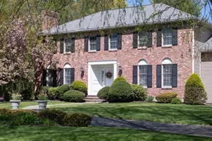 4 Elliston, Weston, MA 02493 - Photo 1