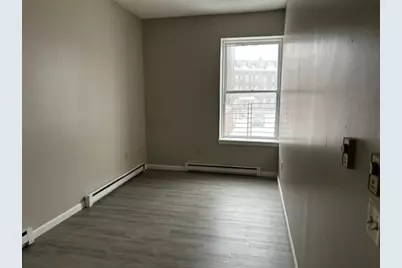 92 Gorham St #201, Lowell, MA 01852 - Photo 11