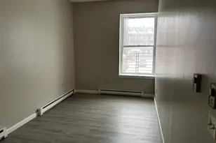 92 Gorham St, Lowell, MA 01852 - Photo 11