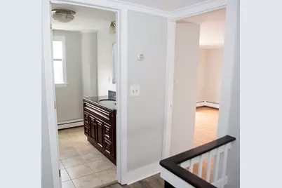 43 Beacon St #2, Gloucester, MA 01930 - Photo 7