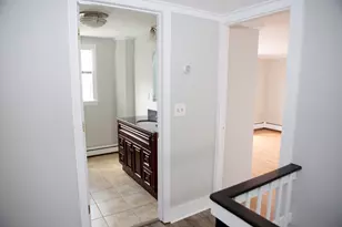 43 Beacon St, Gloucester, MA 01930 - Photo 7