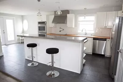 43 Beacon St #2, Gloucester, MA 01930 - Photo 23