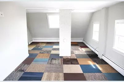 43 Beacon St #2, Gloucester, MA 01930 - Photo 13