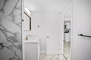 34 Ensign St, Revere, MA 02151 - Photo 23