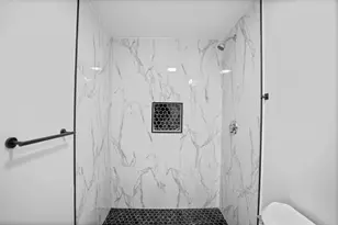 34 Ensign St, Revere, MA 02151 - Photo 15