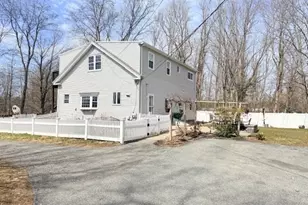 244 Crosby Rd, Berlin, MA 01503 - Photo 1