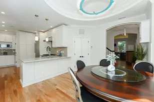 23 Irving St, Cambridge, MA 02138 - Photo 5