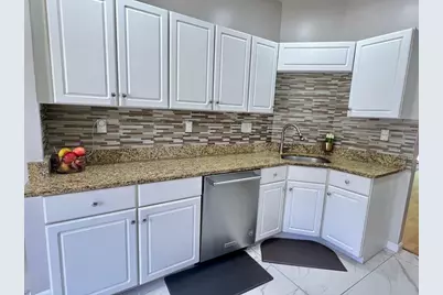 42 Evergreen Cir #42, Canton, MA 02021 - Photo 9