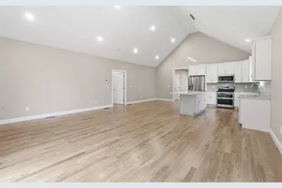 18 Lakeshore Drive, Douglas, MA 01516 - Photo 21