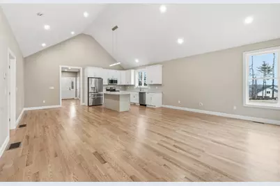 18 Lakeshore Drive, Douglas, MA 01516 - Photo 19