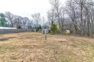 288 Thicket St, Weymouth, MA 02190 - Photo 35