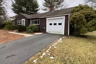 79 Woodland Dr, Framingham, MA 01701 - Photo 3