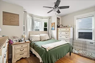 521 E 5th St, Boston, MA 02127 - Photo 5