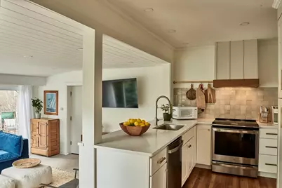 121 Berkshire Dr, Williamstown, MA 01267 - Photo 7