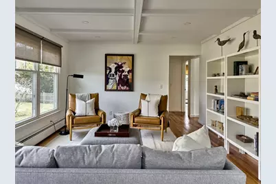 121 Berkshire Dr, Williamstown, MA 01267 - Photo 3