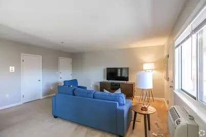 8 Lake View Gardens #8, Natick, MA 01760 - Photo 3