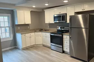 10 Leyden St, Plymouth, MA 02360 - Photo 3