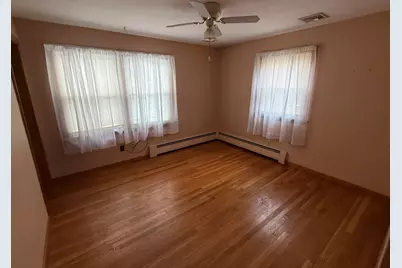 14 Orchard St, Methuen, MA 01844 - Photo 15