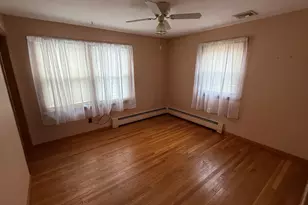 14 Orchard St, Methuen, MA 01844 - Photo 15