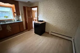 14 Orchard St, Methuen, MA 01844 - Photo 7