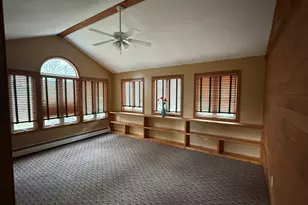 14 Orchard St, Methuen, MA 01844 - Photo 9